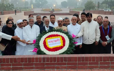 স্মৃতিসৌধে সূর্যাস্তের আগে পৌঁছাতে না পারায় তারেক রহমানের পক্ষে শ্রদ্ধা নিবেদন