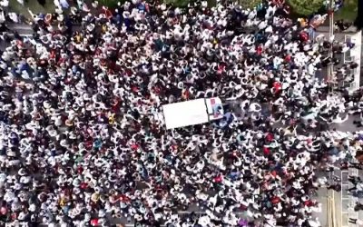 সংসদ প্লাজা থেকে ওসমান হাদিকে অশ্রুসিক্ত বিদায়