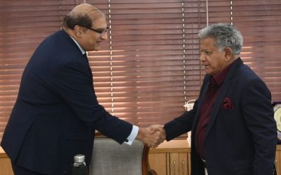 নৌপরিবহন উপদেষ্টার সঙ্গে পাকিস্তানের হাইকমিশনারের সৌজন্য সাক্ষাৎ