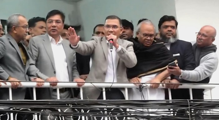 দেড়যুগের বেশী সময় পর নয়াপল্টনের বিএনপি কেন্দ্রীয় কার্যালয়ে তারেক রহমান