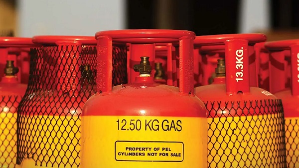 কাল জানা যাবে এলপিজির দাম বাড়বে কি না ?