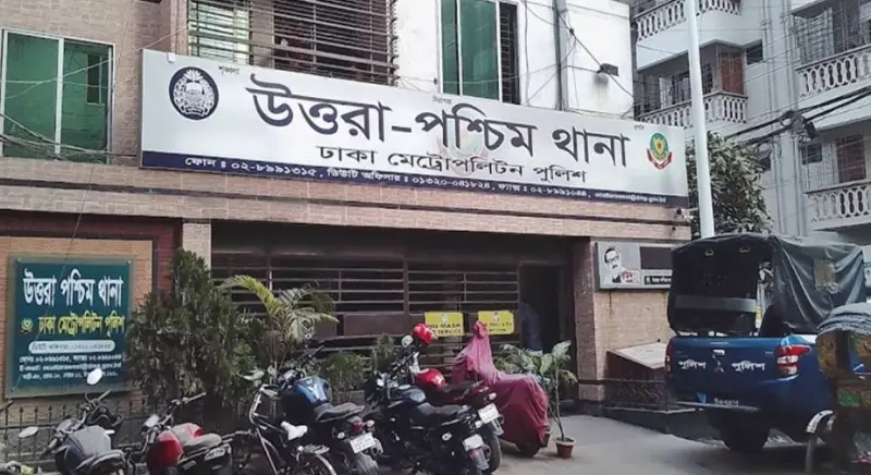 উত্তরায় ট্যুরস অ্যান্ড ট্রাভেলসে ঢুকে মালিককে জিম্মি, ৫০ লাখ টাকা চাঁদা দাবি,গ্রেপ্তার ১